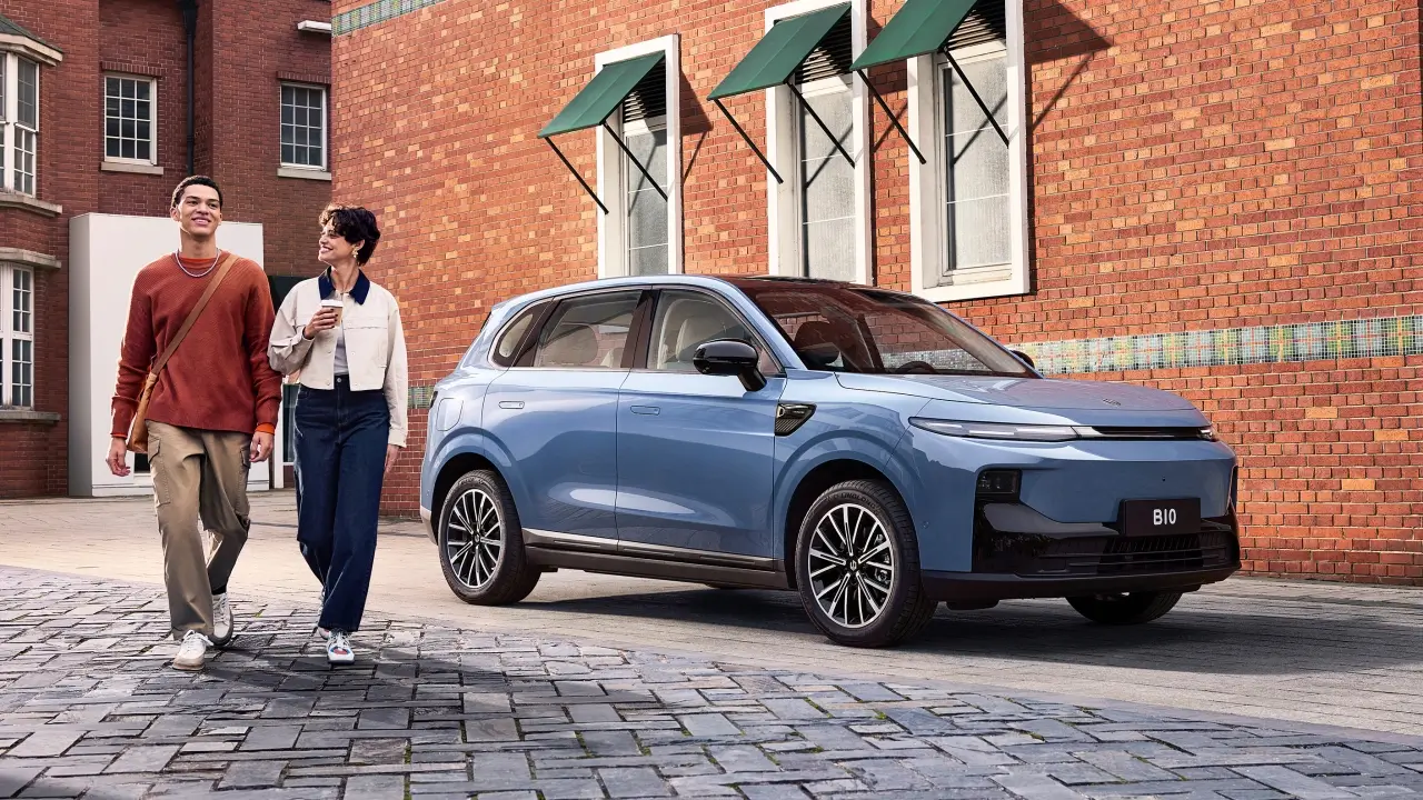 Amplitude-Auto-Leapmotor-B10